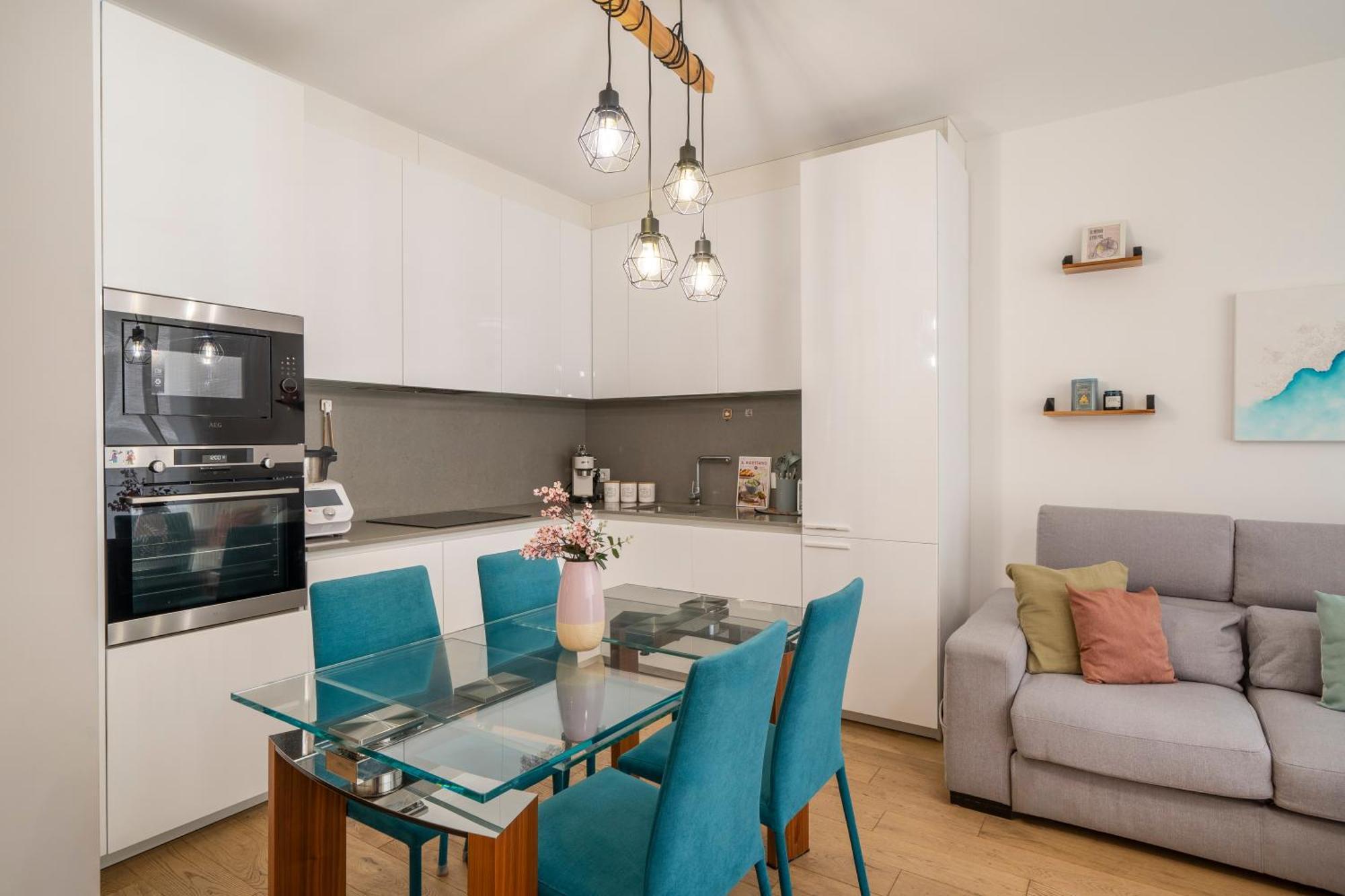 Super Alma With Private Garage Autentica Apartment *